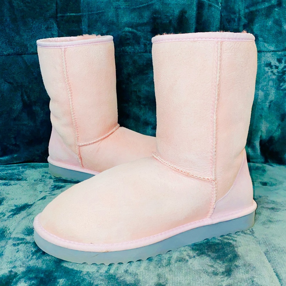 UGG Australia Women's Classic Short Light Baby Pink Leather Shearling Boots